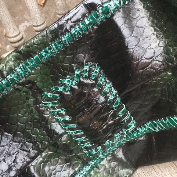 Purse - Picture 3 of 3